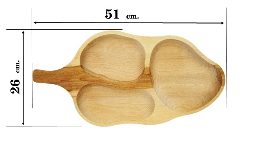 drewniana tacka w kształcie liścia